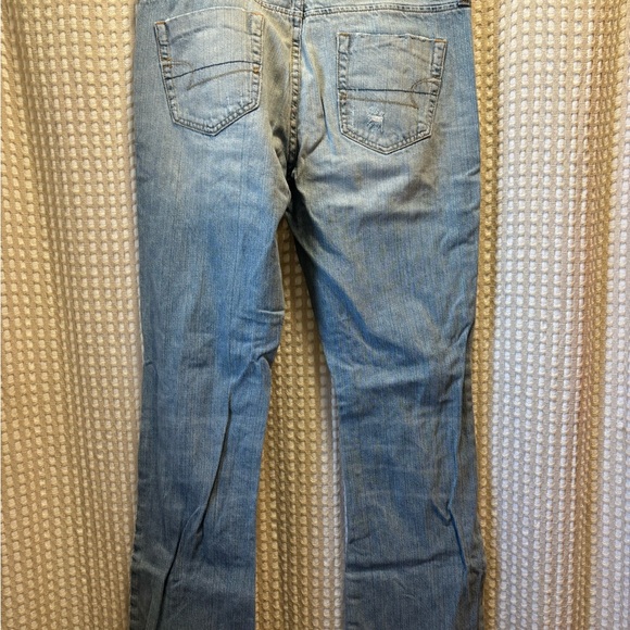 American Eagle Outfitters Light Blue Distressed Straight Leg Jeans - Picture 4 of 6